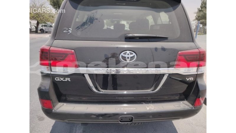 Big with watermark 63aa7b81 20b9 470d a796 657f1e3e579d