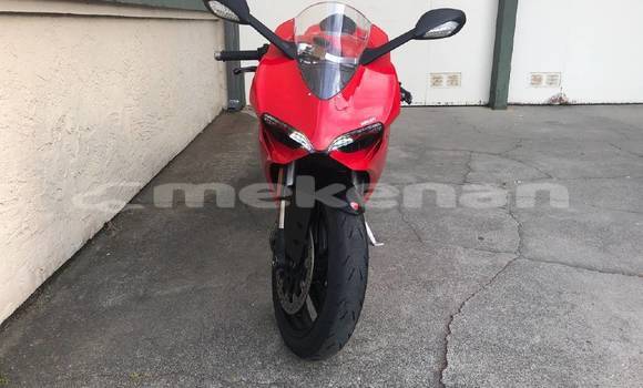 Buy New Ducati Panigale Red Bike in Yerevan in Yerevan Buy New Ducati Panigale Red Bike in Yerevan in Yerevan