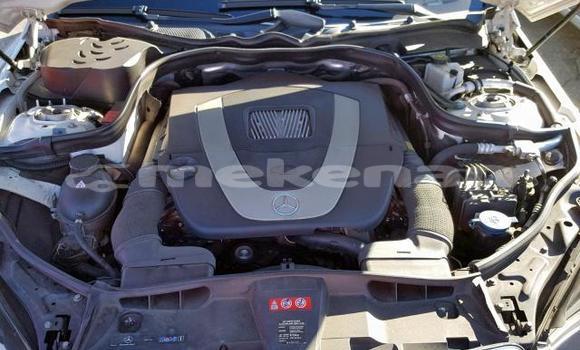 Buy Used Mercedes-Benz E-klasse White Car in Yerevan in Yerevan Buy Used Mercedes-Benz E-klasse White Car in Yerevan in Yerevan