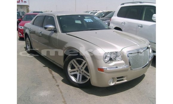 Buy Import Chrysler 300 Beige Car in Import - Dubai in Aragatsotn Buy Import Chrysler 300 Beige Car in Import - Dubai in Aragatsotn