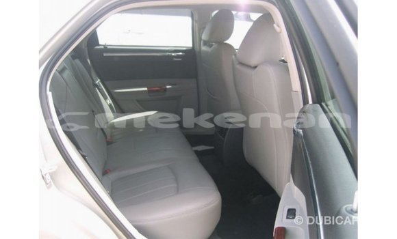 Buy Import Chrysler 300 Beige Car in Import - Dubai in Aragatsotn Buy Import Chrysler 300 Beige Car in Import - Dubai in Aragatsotn