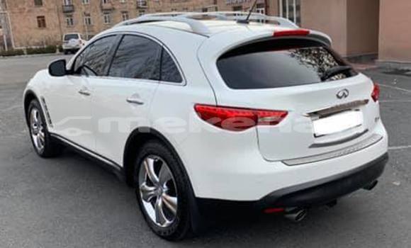 Buy Used Infiniti FX–Series White Car in Yerevan in Yerevan Buy Used Infiniti FX–Series White Car in Yerevan in Yerevan