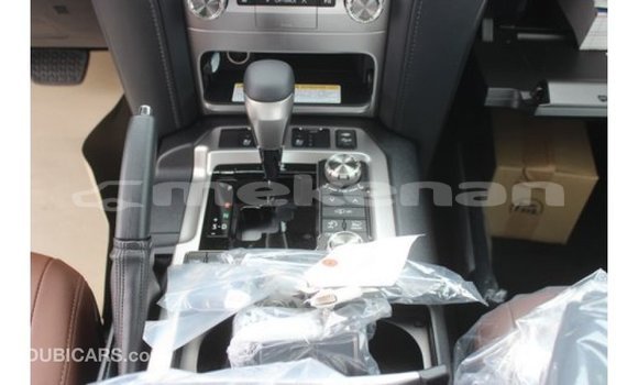 Buy Import Toyota Land Cruiser White Car in Import - Dubai in Aragatsotn Buy Import Toyota Land Cruiser White Car in Import - Dubai in Aragatsotn