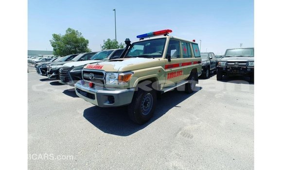 Buy Import Toyota Land Cruiser Beige Car in Import - Dubai in Aragatsotn Buy Import Toyota Land Cruiser Beige Car in Import - Dubai in Aragatsotn