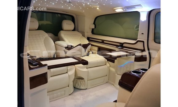 Buy Import Mercedes-Benz 250 Black Car in Import - Dubai in Aragatsotn Buy Import Mercedes-Benz 250 Black Car in Import - Dubai in Aragatsotn