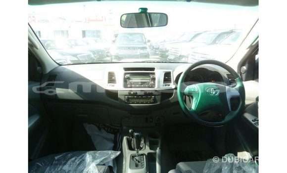 Buy Import Toyota Hilux White Car in Import - Dubai in Aragatsotn Buy Import Toyota Hilux White Car in Import - Dubai in Aragatsotn