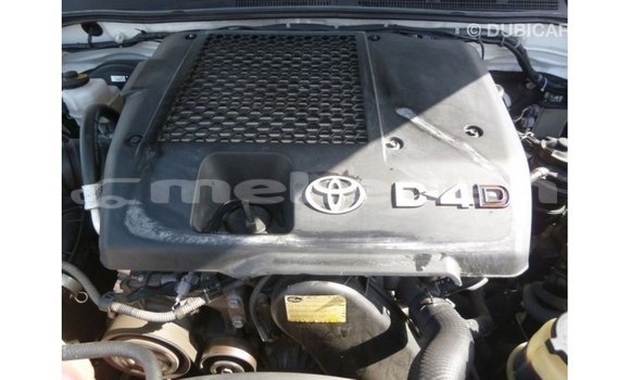 Buy Import Toyota Hilux White Car in Import - Dubai in Aragatsotn Buy Import Toyota Hilux White Car in Import - Dubai in Aragatsotn