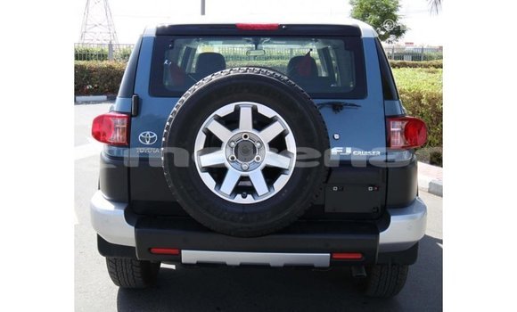 Buy Import Toyota FJ Cruiser Blue Car in Import - Dubai in Aragatsotn Buy Import Toyota FJ Cruiser Blue Car in Import - Dubai in Aragatsotn