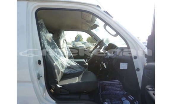 Buy Import Toyota Hiace White Car in Import - Dubai in Aragatsotn Buy Import Toyota Hiace White Car in Import - Dubai in Aragatsotn