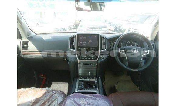Buy Import Toyota Land Cruiser Red Car in Import - Dubai in Aragatsotn Buy Import Toyota Land Cruiser Red Car in Import - Dubai in Aragatsotn