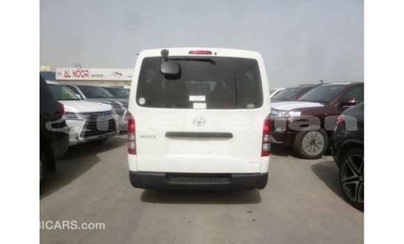 Buy Import Toyota Hiace White Car in Import - Dubai in Aragatsotn Buy Import Toyota Hiace White Car in Import - Dubai in Aragatsotn