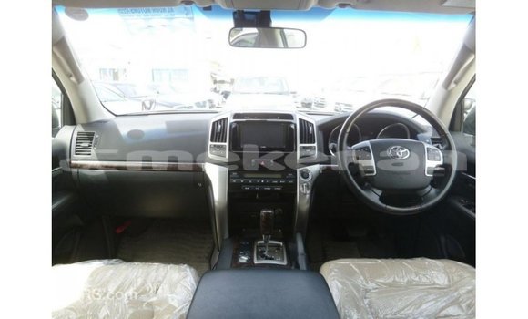 Buy Import Toyota Land Cruiser Other Car in Import - Dubai in Aragatsotn Buy Import Toyota Land Cruiser Other Car in Import - Dubai in Aragatsotn