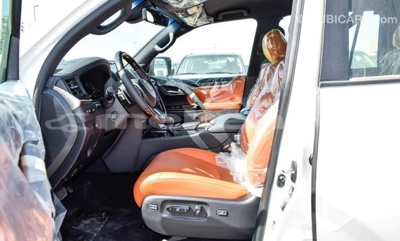 Buy Import Lexus LX White Car in Import - Dubai in Aragatsotn Buy Import Lexus LX White Car in Import - Dubai in Aragatsotn