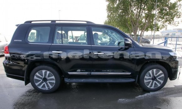 Buy Import Toyota Land Cruiser Black Car in Import - Dubai in Aragatsotn Buy Import Toyota Land Cruiser Black Car in Import - Dubai in Aragatsotn