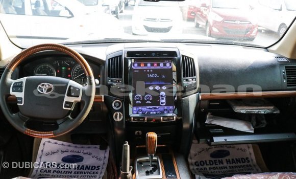 Buy Import Toyota Land Cruiser Black Car in Import - Dubai in Aragatsotn Buy Import Toyota Land Cruiser Black Car in Import - Dubai in Aragatsotn