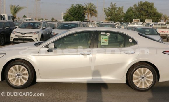 Buy Import Toyota Camry White Car in Import - Dubai in Aragatsotn Buy Import Toyota Camry White Car in Import - Dubai in Aragatsotn