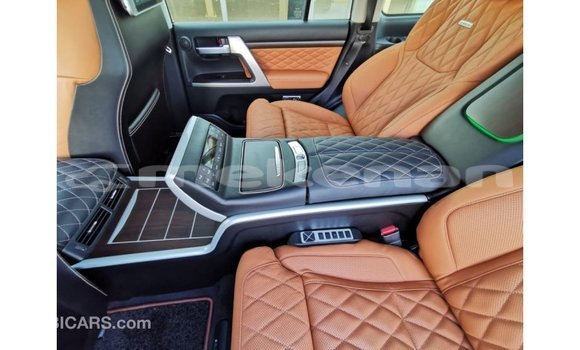 Buy Import Toyota Land Cruiser Black Car in Import - Dubai in Aragatsotn Buy Import Toyota Land Cruiser Black Car in Import - Dubai in Aragatsotn