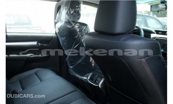 Buy Import Toyota Hilux Other Car in Import - Dubai in Aragatsotn Buy Import Toyota Hilux Other Car in Import - Dubai in Aragatsotn