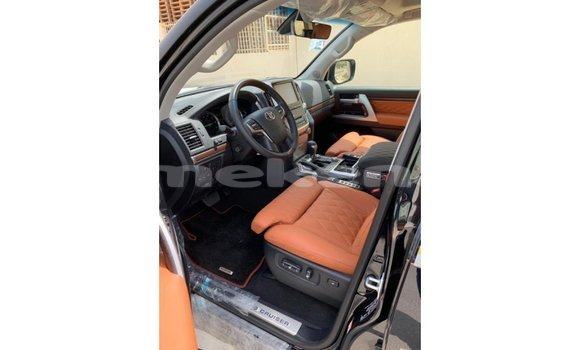 Buy Import Toyota Land Cruiser Black Car in Import - Dubai in Aragatsotn Buy Import Toyota Land Cruiser Black Car in Import - Dubai in Aragatsotn