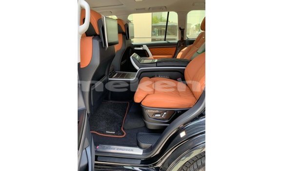 Buy Import Toyota Land Cruiser Black Car in Import - Dubai in Aragatsotn Buy Import Toyota Land Cruiser Black Car in Import - Dubai in Aragatsotn