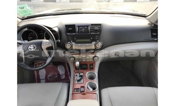 Buy Import Toyota Highlander Black Car in Import - Dubai in Aragatsotn Buy Import Toyota Highlander Black Car in Import - Dubai in Aragatsotn