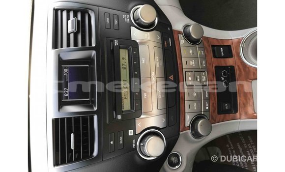 Buy Import Toyota Highlander Black Car in Import - Dubai in Aragatsotn Buy Import Toyota Highlander Black Car in Import - Dubai in Aragatsotn