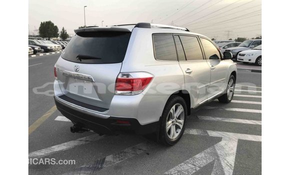 Buy Import Toyota Highlander Other Car in Import - Dubai in Aragatsotn Buy Import Toyota Highlander Other Car in Import - Dubai in Aragatsotn