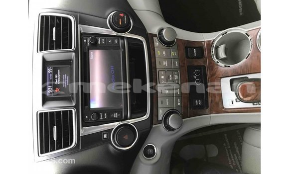 Buy Import Toyota Highlander Other Car in Import - Dubai in Aragatsotn Buy Import Toyota Highlander Other Car in Import - Dubai in Aragatsotn