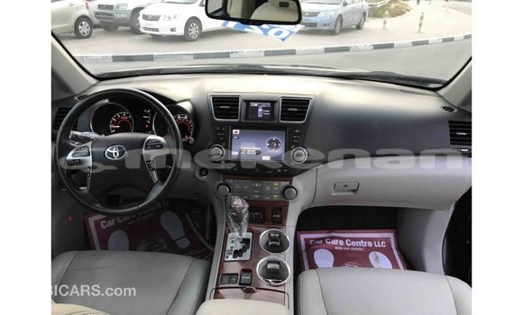 Buy Import Toyota Highlander Black Car in Import - Dubai in Aragatsotn Buy Import Toyota Highlander Black Car in Import - Dubai in Aragatsotn
