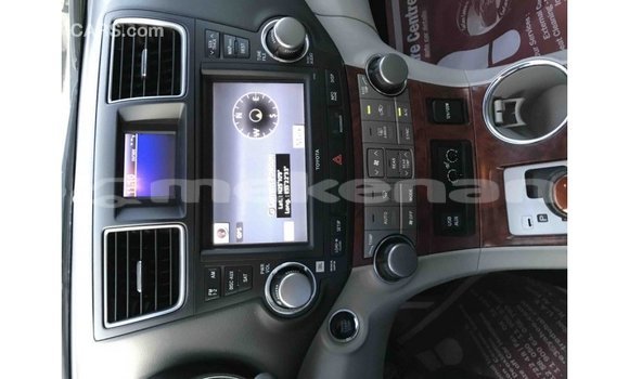 Buy Import Toyota Highlander Black Car in Import - Dubai in Aragatsotn Buy Import Toyota Highlander Black Car in Import - Dubai in Aragatsotn