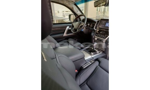Buy Import Toyota Land Cruiser Black Car in Import - Dubai in Aragatsotn Buy Import Toyota Land Cruiser Black Car in Import - Dubai in Aragatsotn
