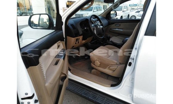 Buy Import Toyota Fortuner White Car in Import - Dubai in Aragatsotn Buy Import Toyota Fortuner White Car in Import - Dubai in Aragatsotn