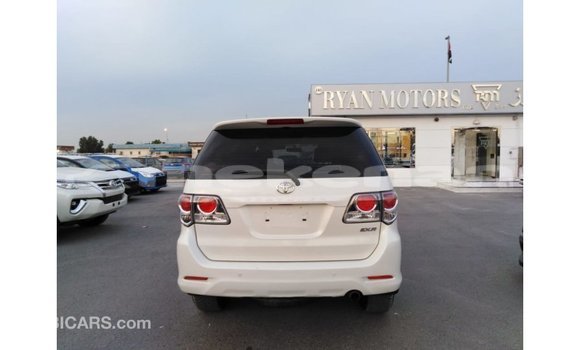 Buy Import Toyota Fortuner White Car in Import - Dubai in Aragatsotn Buy Import Toyota Fortuner White Car in Import - Dubai in Aragatsotn