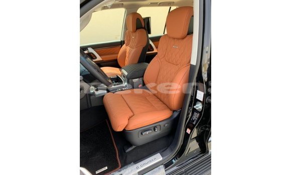Buy Import Toyota Land Cruiser Black Car in Import - Dubai in Aragatsotn Buy Import Toyota Land Cruiser Black Car in Import - Dubai in Aragatsotn