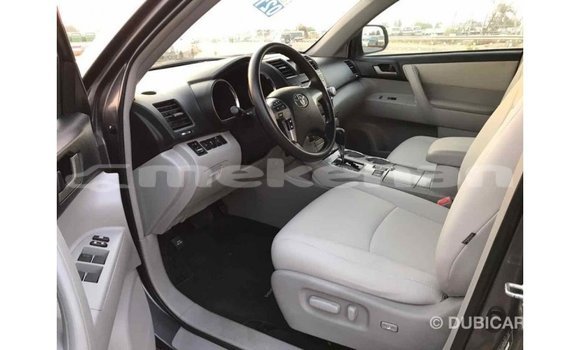 Buy Import Toyota Highlander Other Car in Import - Dubai in Aragatsotn Buy Import Toyota Highlander Other Car in Import - Dubai in Aragatsotn