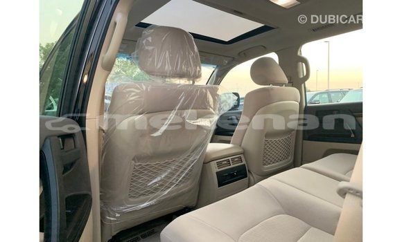 Buy Import Toyota Land Cruiser Black Car in Import - Dubai in Aragatsotn Buy Import Toyota Land Cruiser Black Car in Import - Dubai in Aragatsotn