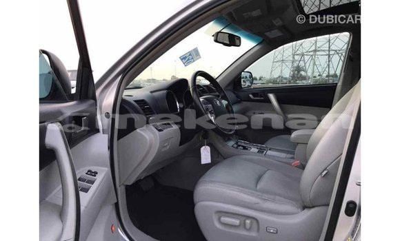 Buy Import Toyota Highlander Other Car in Import - Dubai in Aragatsotn Buy Import Toyota Highlander Other Car in Import - Dubai in Aragatsotn
