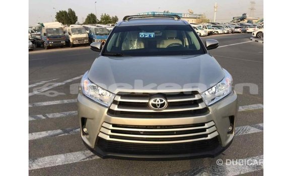 Buy Import Toyota Highlander Beige Car in Import - Dubai in Aragatsotn Buy Import Toyota Highlander Beige Car in Import - Dubai in Aragatsotn