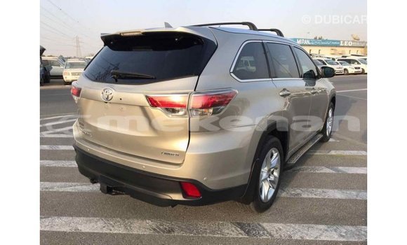 Buy Import Toyota Highlander Beige Car in Import - Dubai in Aragatsotn Buy Import Toyota Highlander Beige Car in Import - Dubai in Aragatsotn