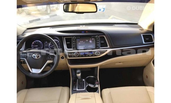 Buy Import Toyota Highlander Beige Car in Import - Dubai in Aragatsotn Buy Import Toyota Highlander Beige Car in Import - Dubai in Aragatsotn