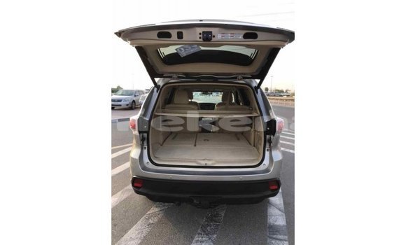 Buy Import Toyota Highlander Beige Car in Import - Dubai in Aragatsotn Buy Import Toyota Highlander Beige Car in Import - Dubai in Aragatsotn