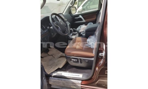Buy Import Toyota Land Cruiser Brown Car in Import - Dubai in Aragatsotn Buy Import Toyota Land Cruiser Brown Car in Import - Dubai in Aragatsotn