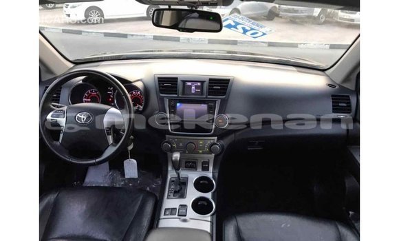 Buy Import Toyota Highlander Black Car in Import - Dubai in Aragatsotn Buy Import Toyota Highlander Black Car in Import - Dubai in Aragatsotn