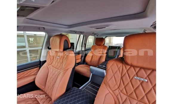 Buy Import Toyota Land Cruiser Black Car in Import - Dubai in Aragatsotn Buy Import Toyota Land Cruiser Black Car in Import - Dubai in Aragatsotn