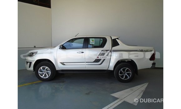 Buy Import Toyota Hilux White Car in Import - Dubai in Aragatsotn Buy Import Toyota Hilux White Car in Import - Dubai in Aragatsotn