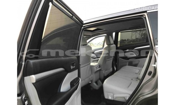 Buy Import Toyota Highlander Other Car in Import - Dubai in Aragatsotn Buy Import Toyota Highlander Other Car in Import - Dubai in Aragatsotn