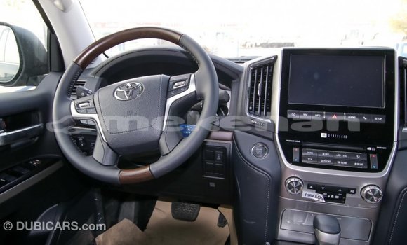 Buy Import Toyota Land Cruiser Black Car in Import - Dubai in Aragatsotn Buy Import Toyota Land Cruiser Black Car in Import - Dubai in Aragatsotn