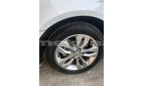 Buy Import Geely Emgrand 7 White Car in Import - Dubai in Aragatsotn Buy Import Geely Emgrand 7 White Car in Import - Dubai in Aragatsotn