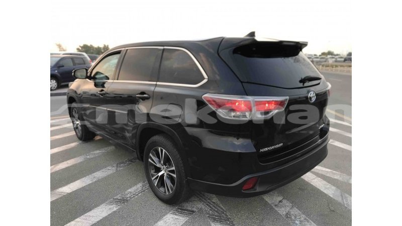 Big with watermark toyota highlander aragatsotn import dubai 1468