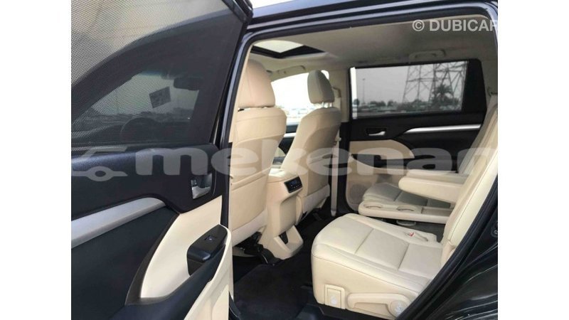 Big with watermark toyota highlander aragatsotn import dubai 1468